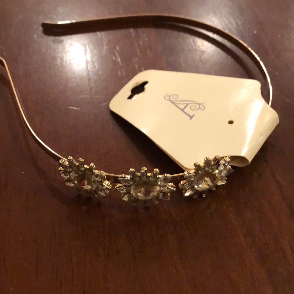 NWT 3 🌸🌸🌸 rhinestone headband